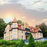 Wonder - Blisko Arena, Szlakow Turystycznych I Kosciolka Wang 卡尔帕奇